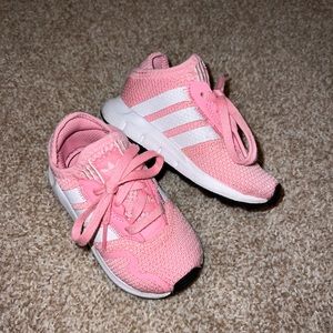 Adidas toddler shoes size 6